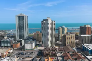 1633 N Prospect Ave, Milwaukee, WI 53202 - Photo 2