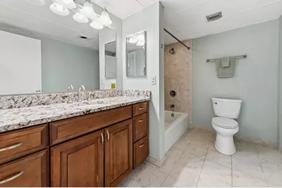 1633 N Prospect Ave #16C, Milwaukee, WI 53202 - Photo 12