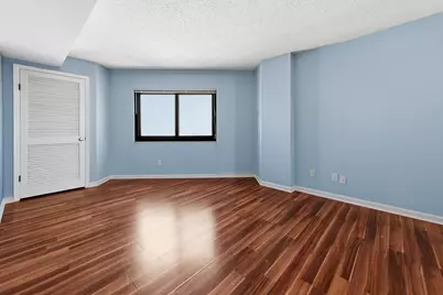 1633 N Prospect Ave #16C, Milwaukee, WI 53202 - Photo 16