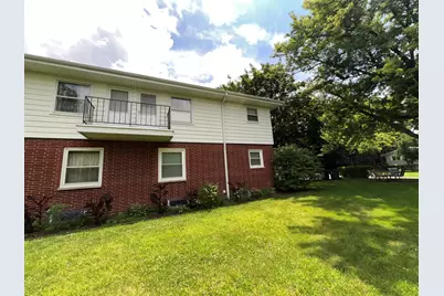 512  Hill St #2S, Walworth, WI 53184 - Photo 14