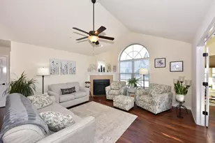 N50W25072 William Dr, Sussex, WI 53072 - Photo 10