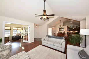 N50W25072 William Dr, Sussex, WI 53072 - Photo 12