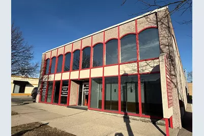 415  Broad St, Lake Geneva, WI 53147 - Photo 2