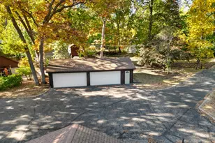 2572 N Shore Dr, Delavan, WI 53115 - Photo 10