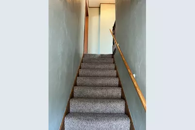 1711  Hamilton St #1713, Manitowoc, WI 54220 - Photo 8