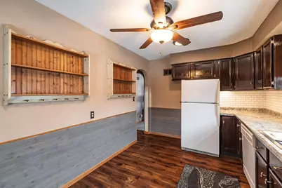 1918  Redfield St, La Crosse, WI 54601 - Photo 6