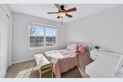 9483  Ashbury Ln, Pleasant Prairie, WI 53158 - Photo 20