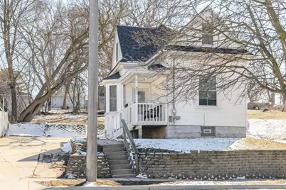 821 E Main St, Waukesha, WI 53186 - Photo 1