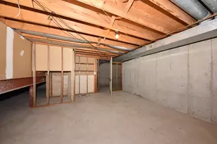 7801 W Heather Ave, Milwaukee, WI 53223 - Photo 22