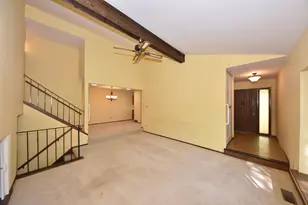 7801 W Heather Ave, Milwaukee, WI 53223 - Photo 8