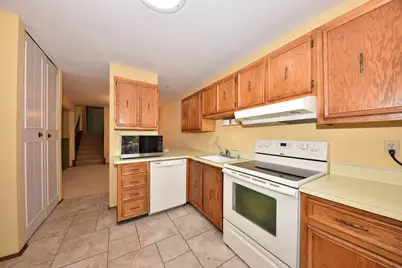 7801 W Heather Ave, Milwaukee, WI 53223 - Photo 4