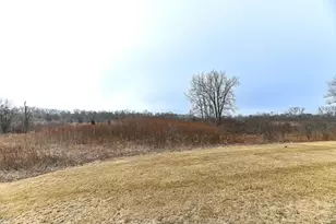 401 W Aspen Dr, Oak Creek, WI 53154 - Photo 38