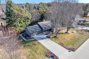 4315 Sommer Dr, Sheboygan, WI 53081 - Photo 2