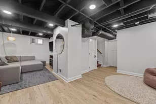 2005 E Beverly Rd, Shorewood, WI 53211 - Photo 26