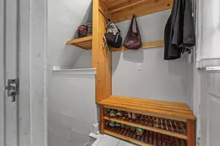 2005 E Beverly Rd, Shorewood, WI 53211 - Photo 24