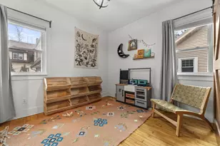 2005 E Beverly Rd, Shorewood, WI 53211 - Photo 12