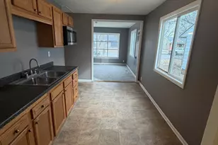 5791 N 32nd St, Milwaukee, WI 53209 - Photo 6