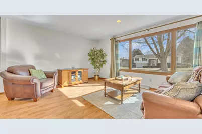 1306  Castle Ave, Sheboygan, WI 53081 - Photo 4