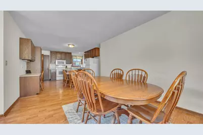 1306  Castle Ave, Sheboygan, WI 53081 - Photo 6