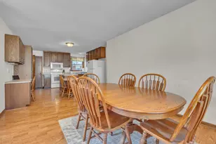 1306 Castle Ave, Sheboygan, WI 53081 - Photo 6