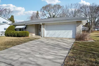 8840 W Cheyenne St, Milwaukee, WI 53224 - Photo 12