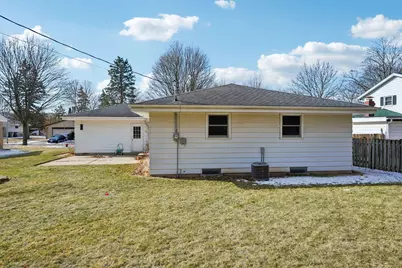 8840 W Cheyenne St, Milwaukee, WI 53224 - Photo 54