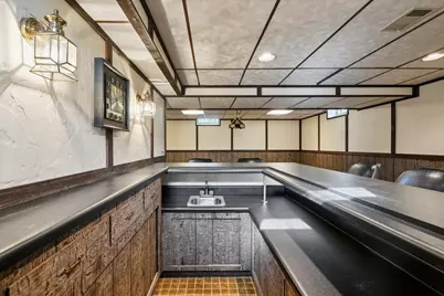 8840 W Cheyenne St, Milwaukee, WI 53224 - Photo 44