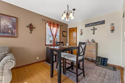 4381 S Kentucky Ave, Milwaukee, WI 53221 - Photo 20