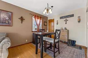 4381 S Kentucky Ave, Milwaukee, WI 53221 - Photo 20