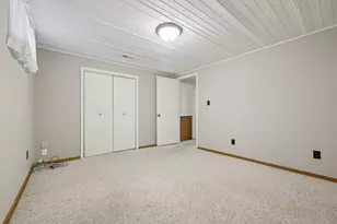 33810 Lynn Ln, Burlington, WI 53105 - Photo 32