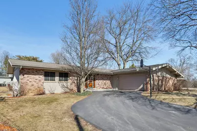 33810  Lynn Ln, Burlington, WI 53105 - Photo 1