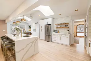 2620 W Garden Park Dr, Glendale, WI 53209 - Photo 2