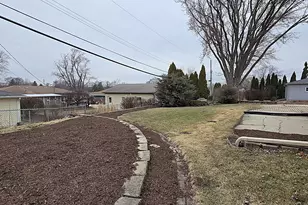 W147N8355 Manchester Dr, Menomonee Falls, WI 53051 - Photo 42