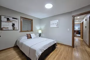 W147N8355 Manchester Dr, Menomonee Falls, WI 53051 - Photo 24