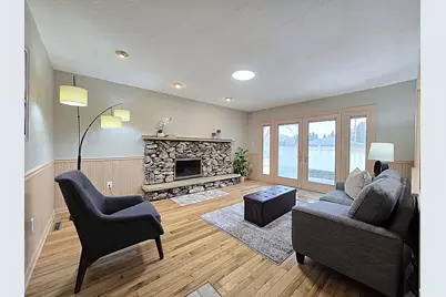 W147N8355  Manchester Dr, Menomonee Falls, WI 53051 - Photo 14