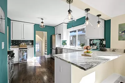 2634 N 71st St, Wauwatosa, WI 53213 - Photo 12