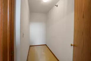 942 Oconomowoc Pkwy, Oconomowoc, WI 53066 - Photo 20