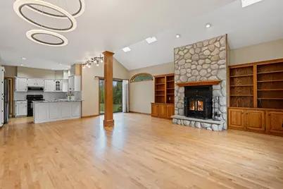 940  Wylde Oak Dr, Algoma, WI 54904 - Photo 8