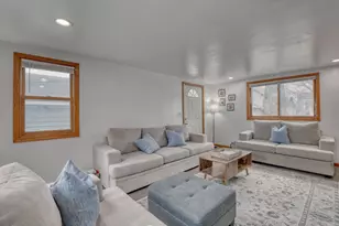 4857 N Navajo Ave, Glendale, WI 53217 - Photo 6