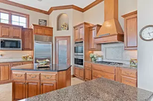 1240 Mary Hill Cir, Hartland, WI 53029 - Photo 50