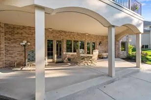 1240 Mary Hill Cir, Hartland, WI 53029 - Photo 28