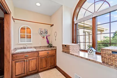 1240  Mary Hill Cir, Hartland, WI 53029 - Photo 66