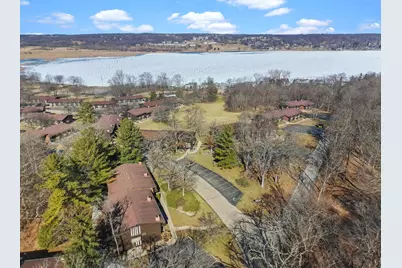 92  Red Chimney Rd #3, Geneva, WI 53147 - Photo 22