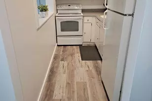 92 Red Chimney Rd, Geneva, WI 53147 - Photo 8