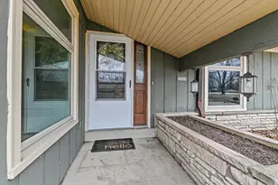 3355 S Cari Adam Dr, New Berlin, WI 53146 - Photo 2