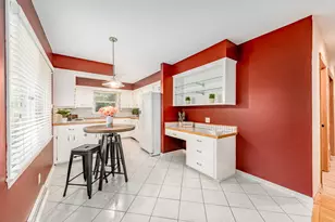 4212 N 95th St, Wauwatosa, WI 53222 - Photo 10