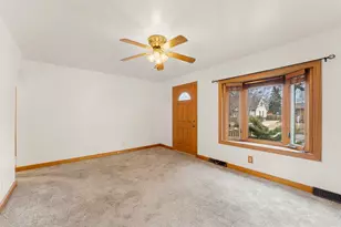 2812 E Allerton Ave, Saint Francis, WI 53235 - Photo 2