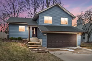 1909 Patricia Ln, Waukesha, WI 53188 - Photo 1