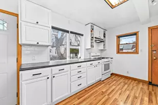 2715 N Humboldt Blvd, Milwaukee, WI 53212 - Photo 8