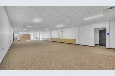 931 N 8th St, Sheboygan, WI 53081 - Photo 12